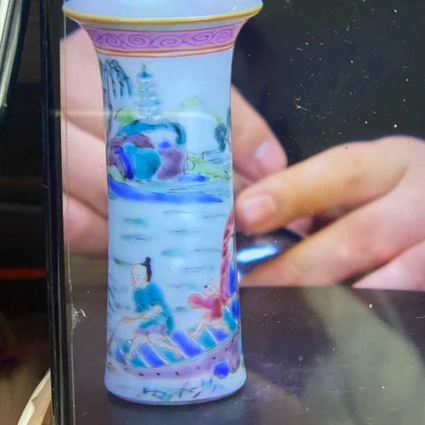 2333 粉彩山水意境花觚