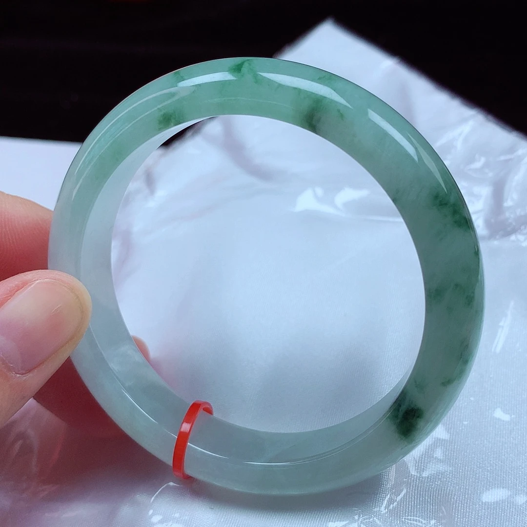 翡翠手镯未镶嵌57-58圈