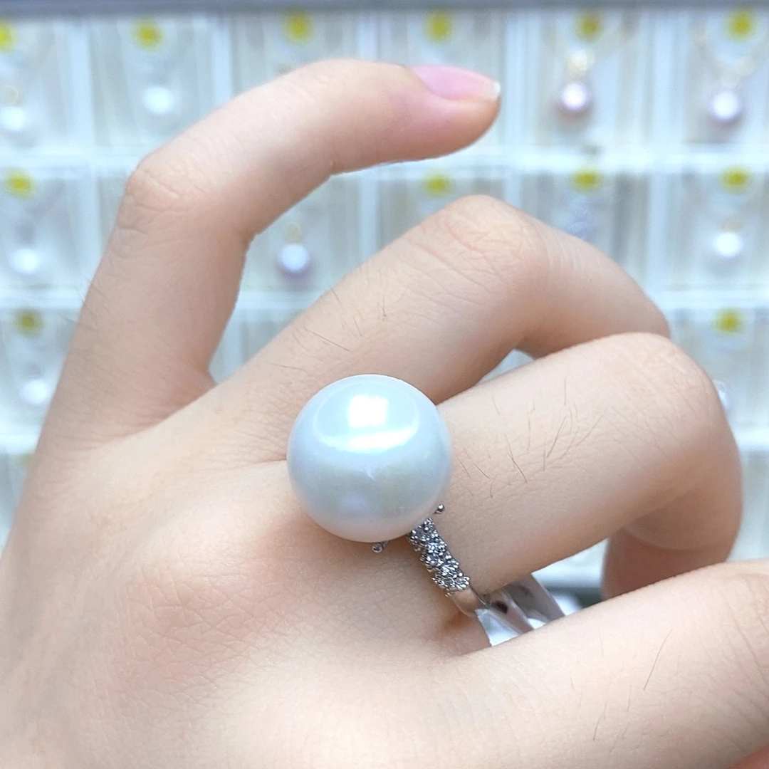 淡水珍珠合金颈饰