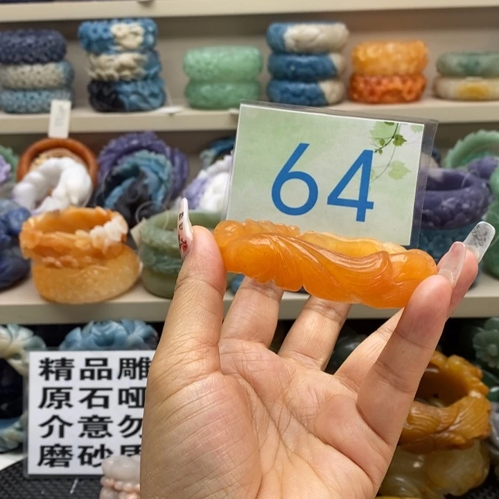 未镶嵌手镯石英岩玉