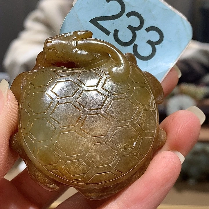 向***界和田玉未镶嵌挂件