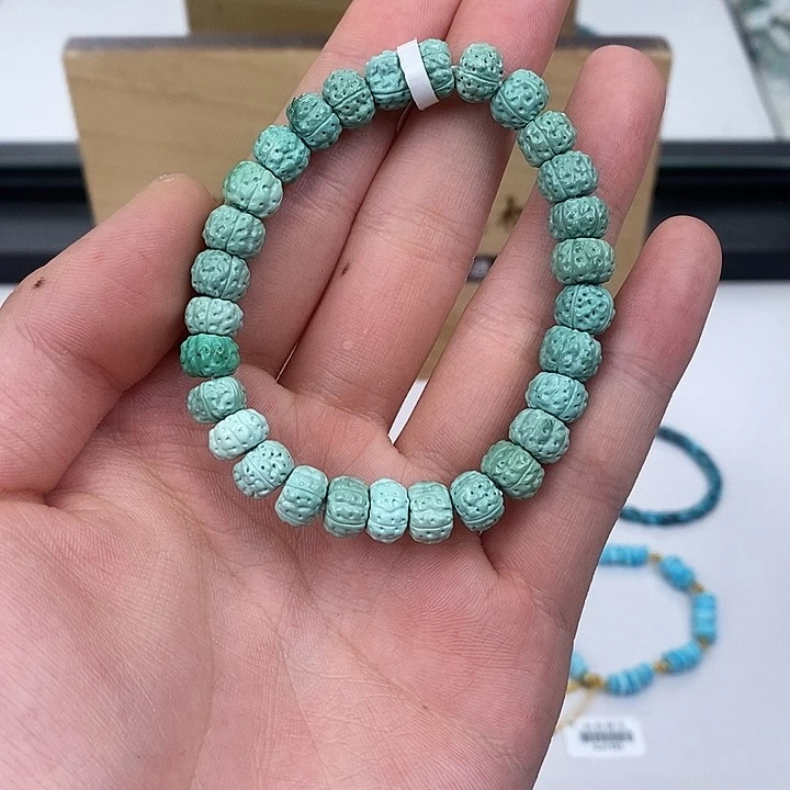 未镶嵌绿松石珠宝奇石