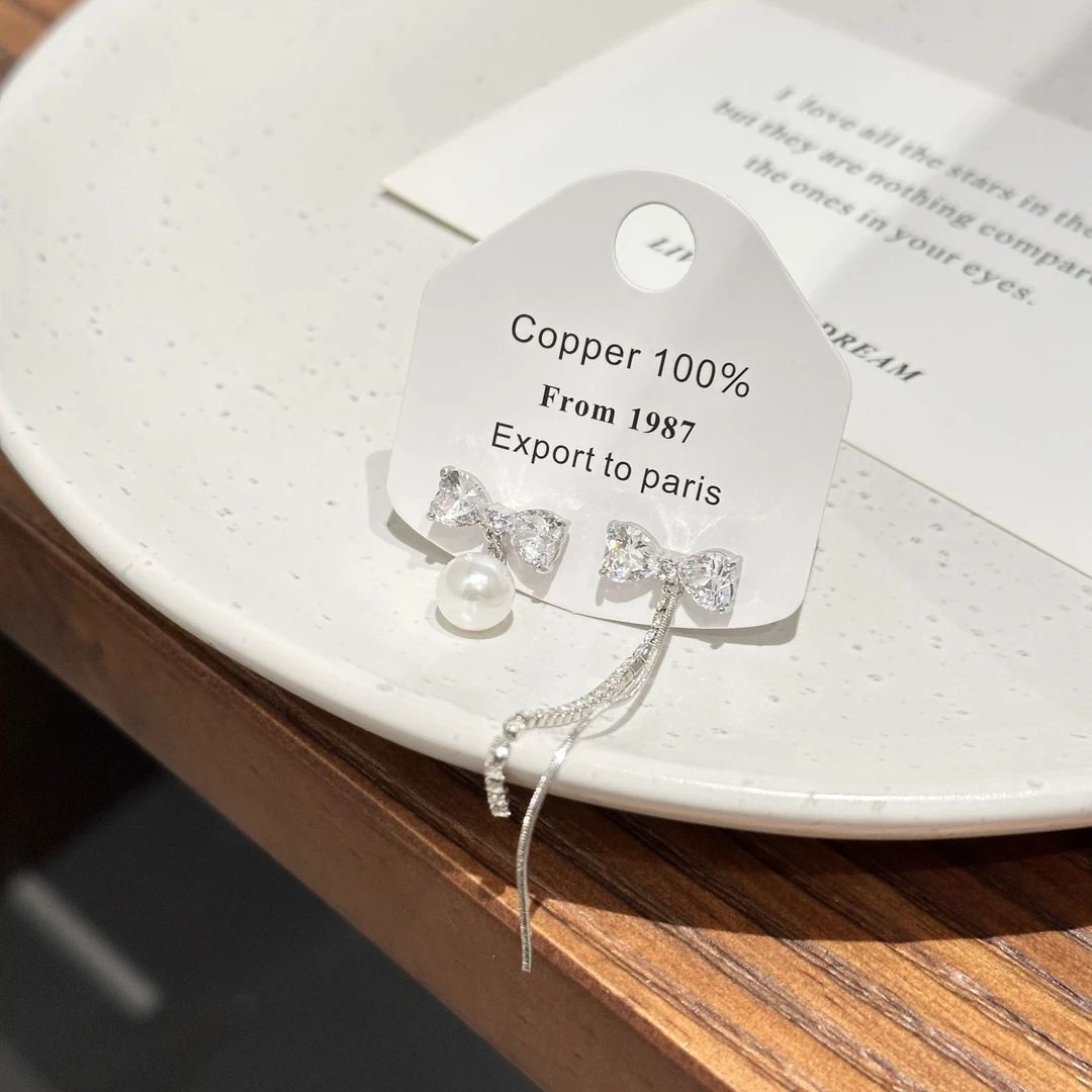 铜合金耳饰 AL3753 蝴蝶结不对称流苏耳环女新款耳饰高级感耳钉