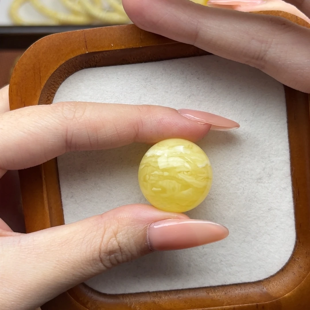 蜜蜡未镶嵌珠宝奇石22.9mm