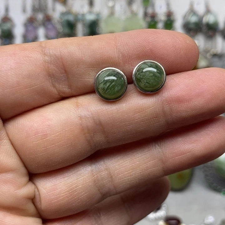 蛇纹石玉耳环银S925镶嵌