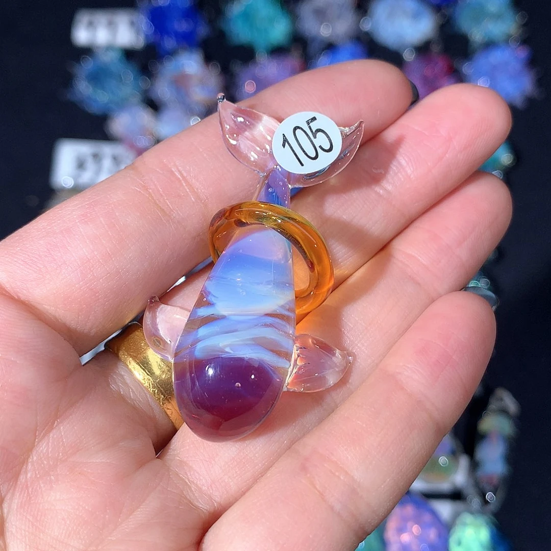 有机玻璃许*安105鲸鱼项链