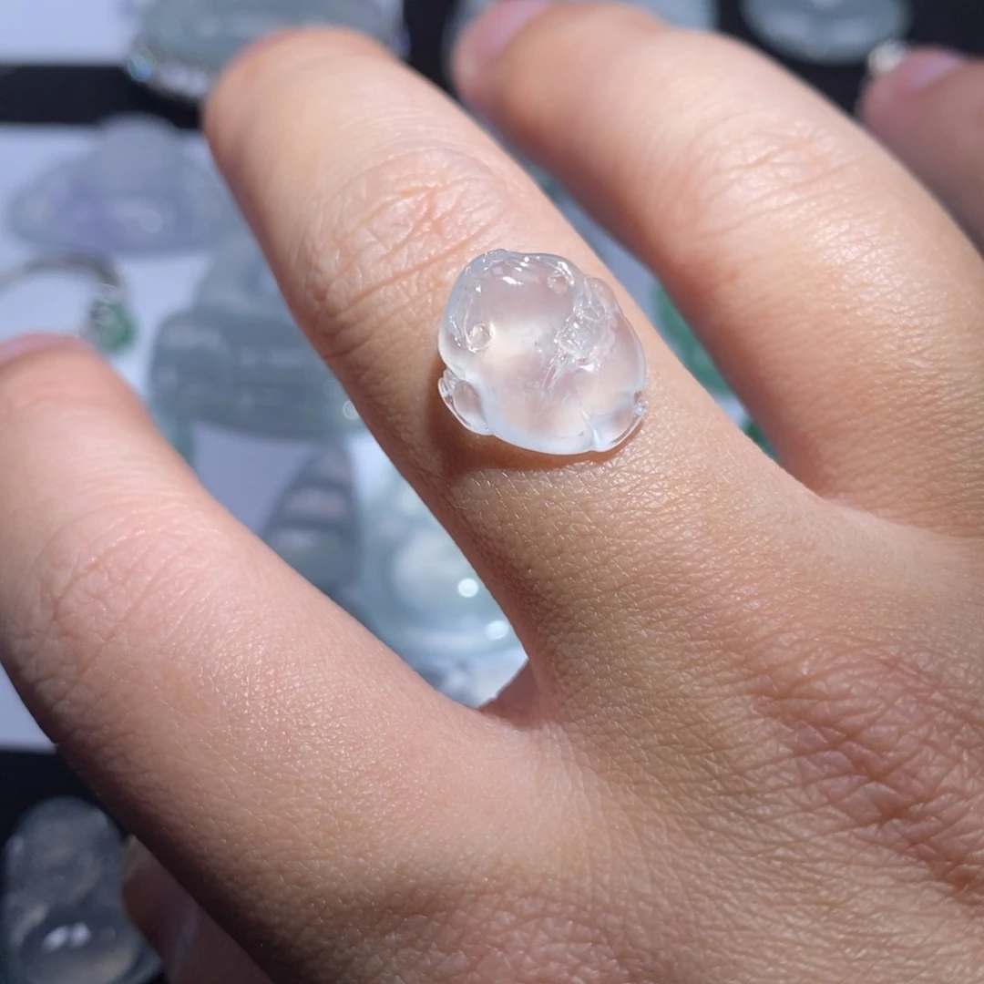 翡翠颈饰未镶嵌金蟾