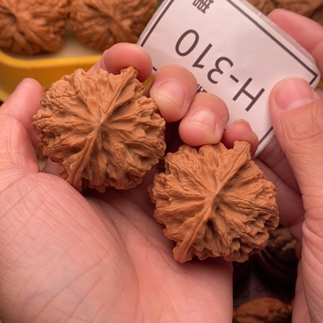 文玩核桃把件苹果43