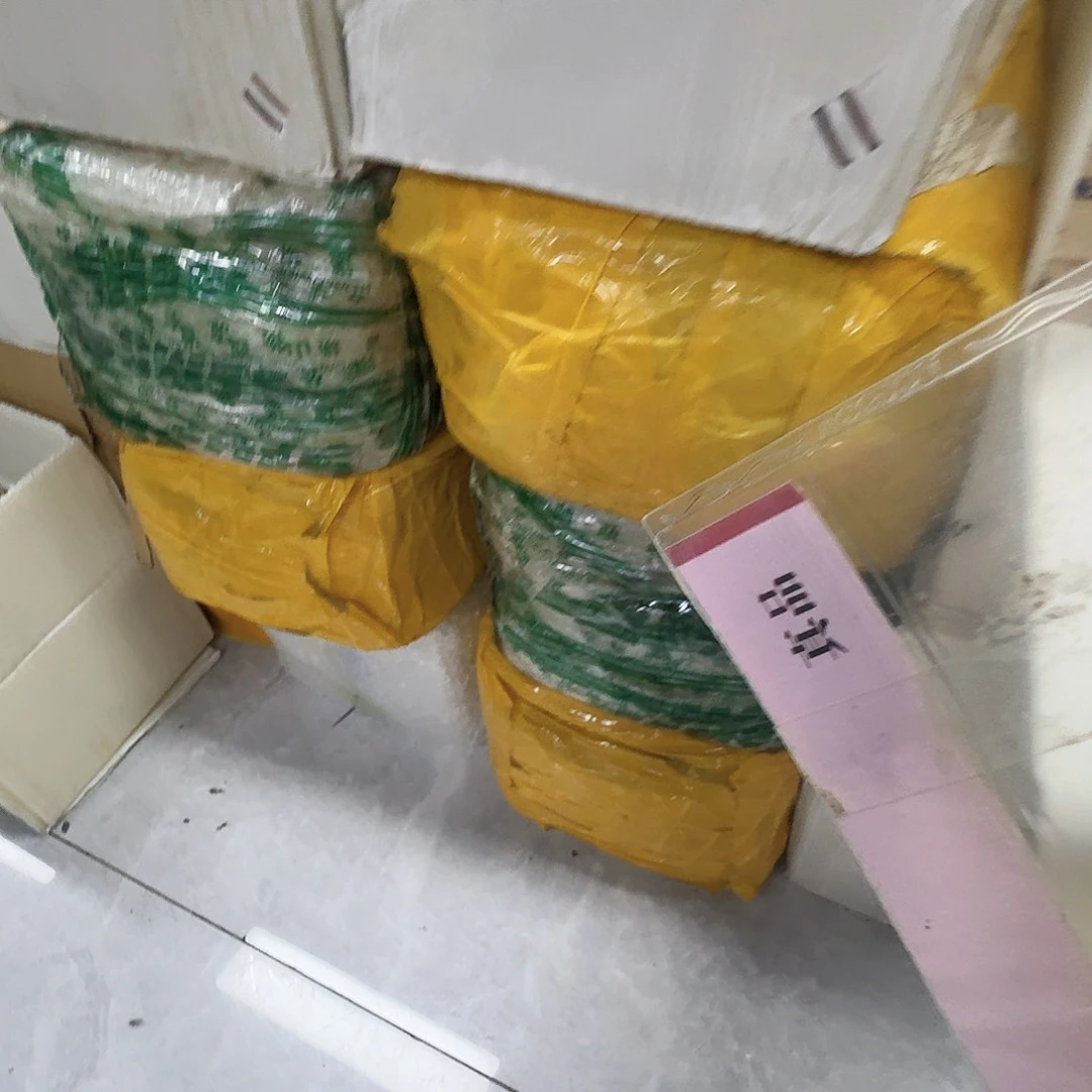其他普通金属07钢，栏，一包