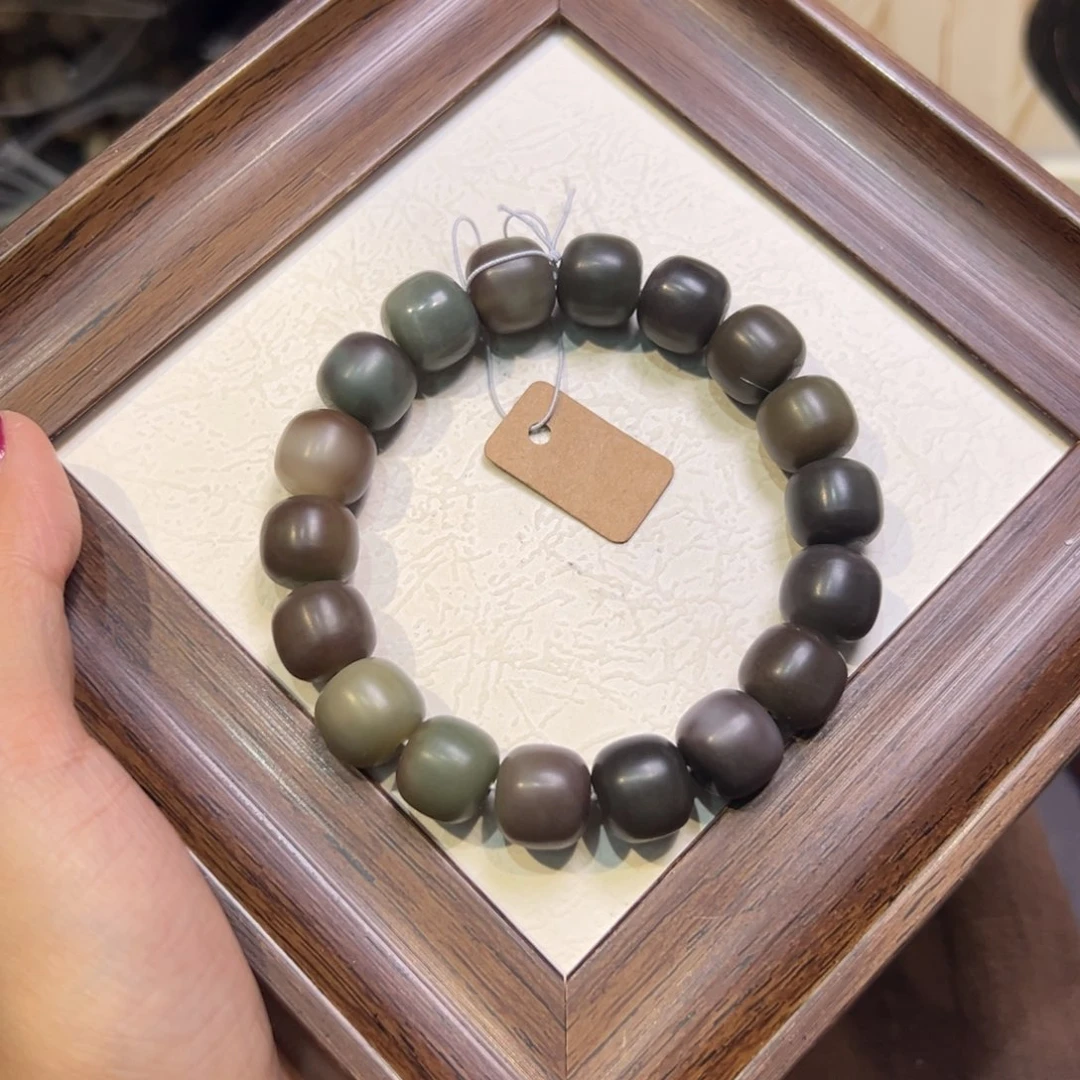 菩提籽类106卡13.5微瑕