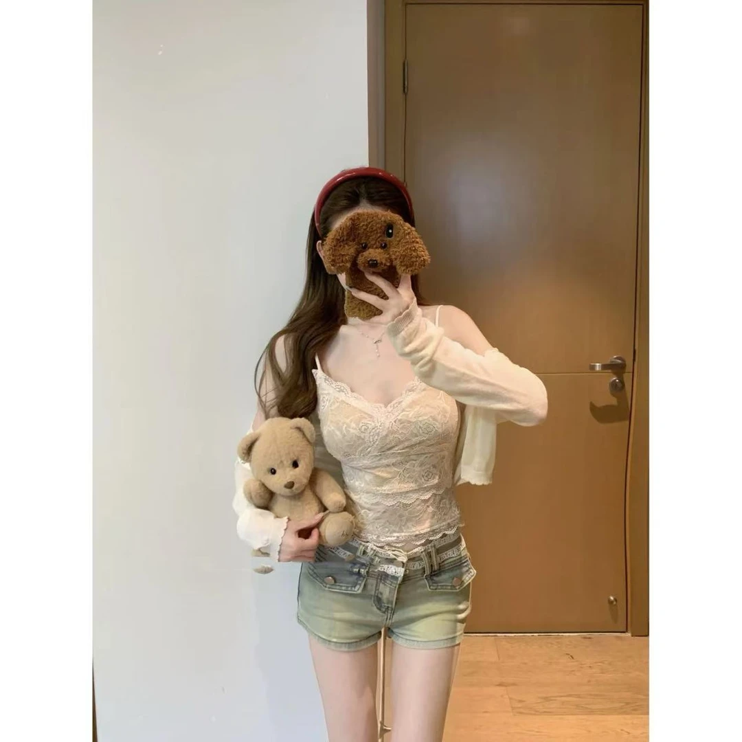 徐秋阳  蕾丝玫瑰  春季新款百搭时尚休闲显瘦吊带背心12516