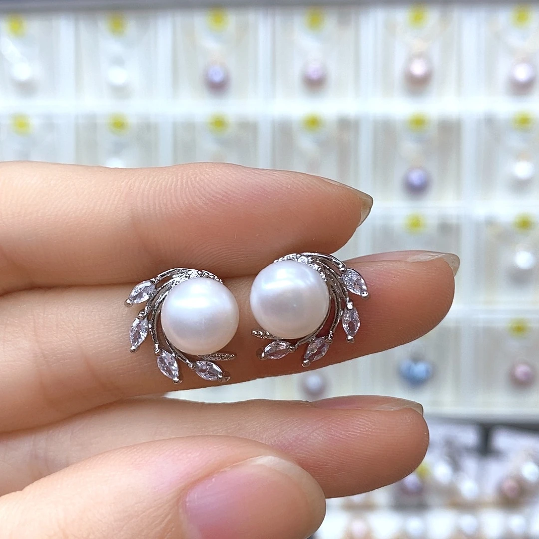 淡水珍珠合金颈饰