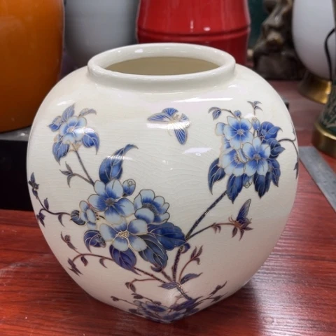 瓶瑕疵。。。。。。。。。。。。。。。。。