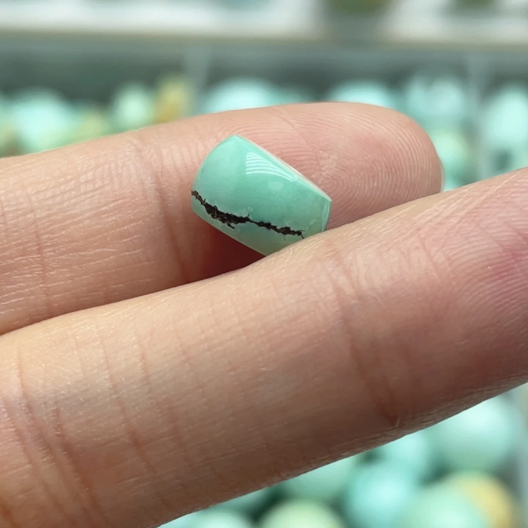 南红玛瑙未镶嵌珠宝奇石