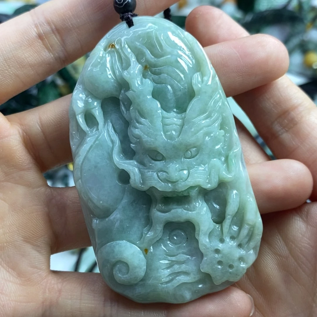 翡翠颈饰未镶嵌吊坠