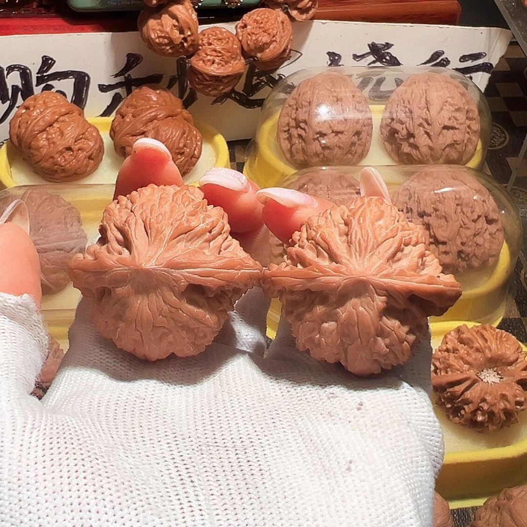 P***Z吊坠桃核41全品正磨