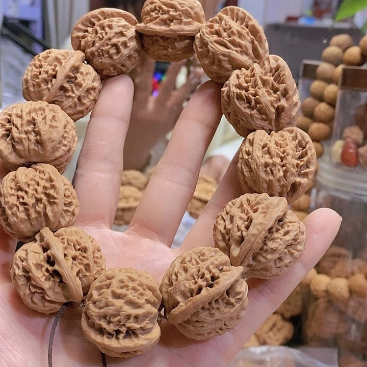 【闪购商品】文玩核桃把件32宫灯手持