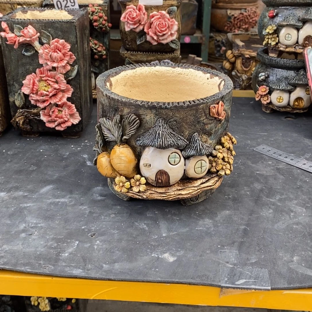 红陶青藤花器多肉花盆