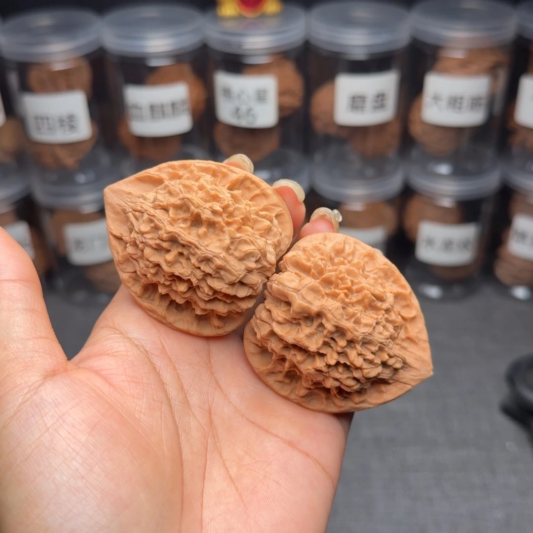 文玩核桃把件桃心官帽