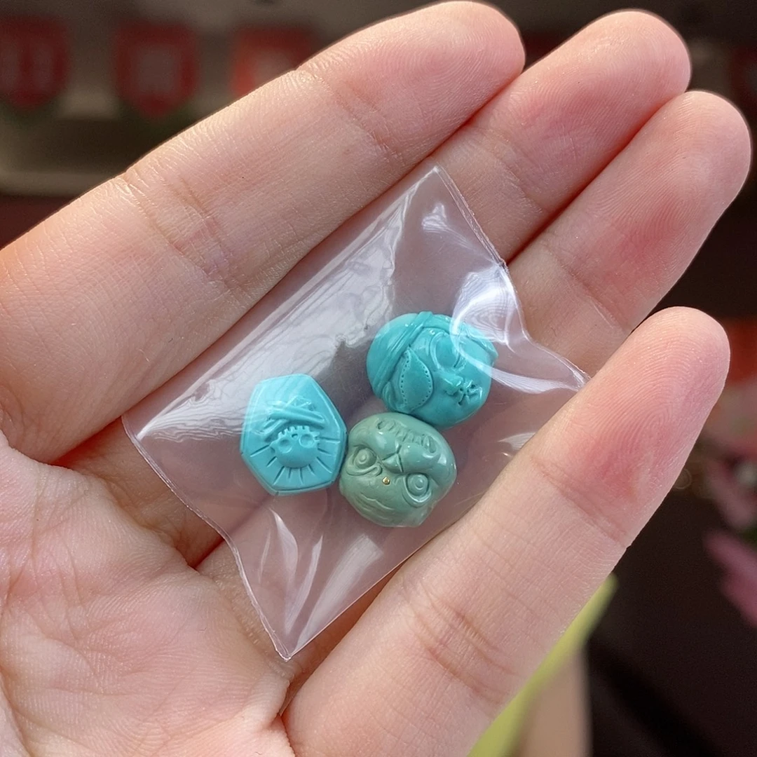 未镶嵌绿松石珠宝奇石