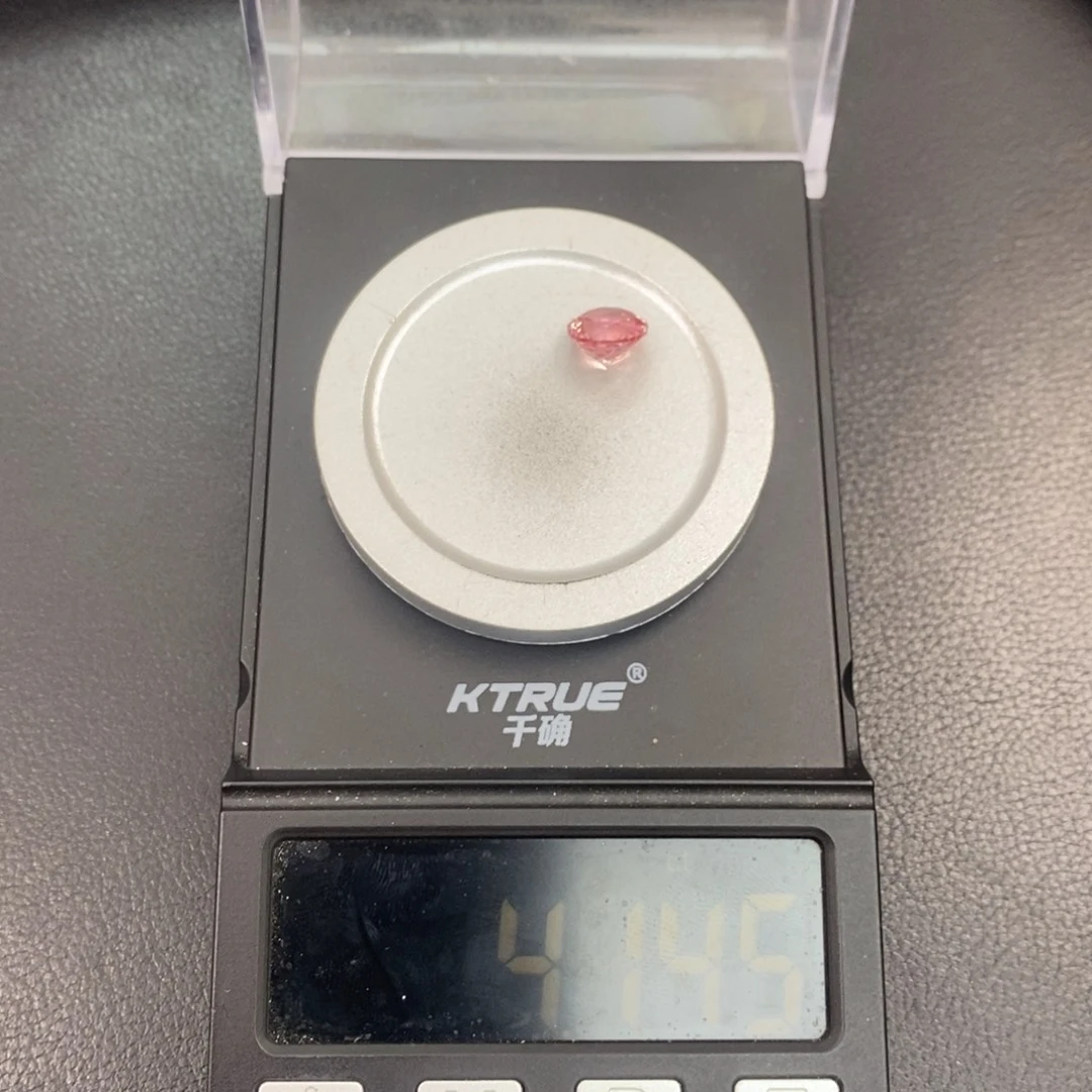 哇***傅裸石合成(培育)蓝宝石