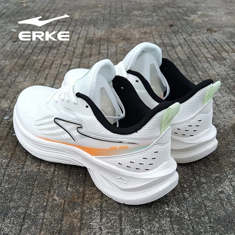 erke/鸿星尔克春季轻便跑鞋男士透气运动休闲鞋青少年运动跑步鞋