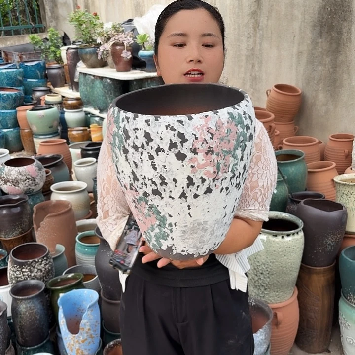 口25高31一个盆子。