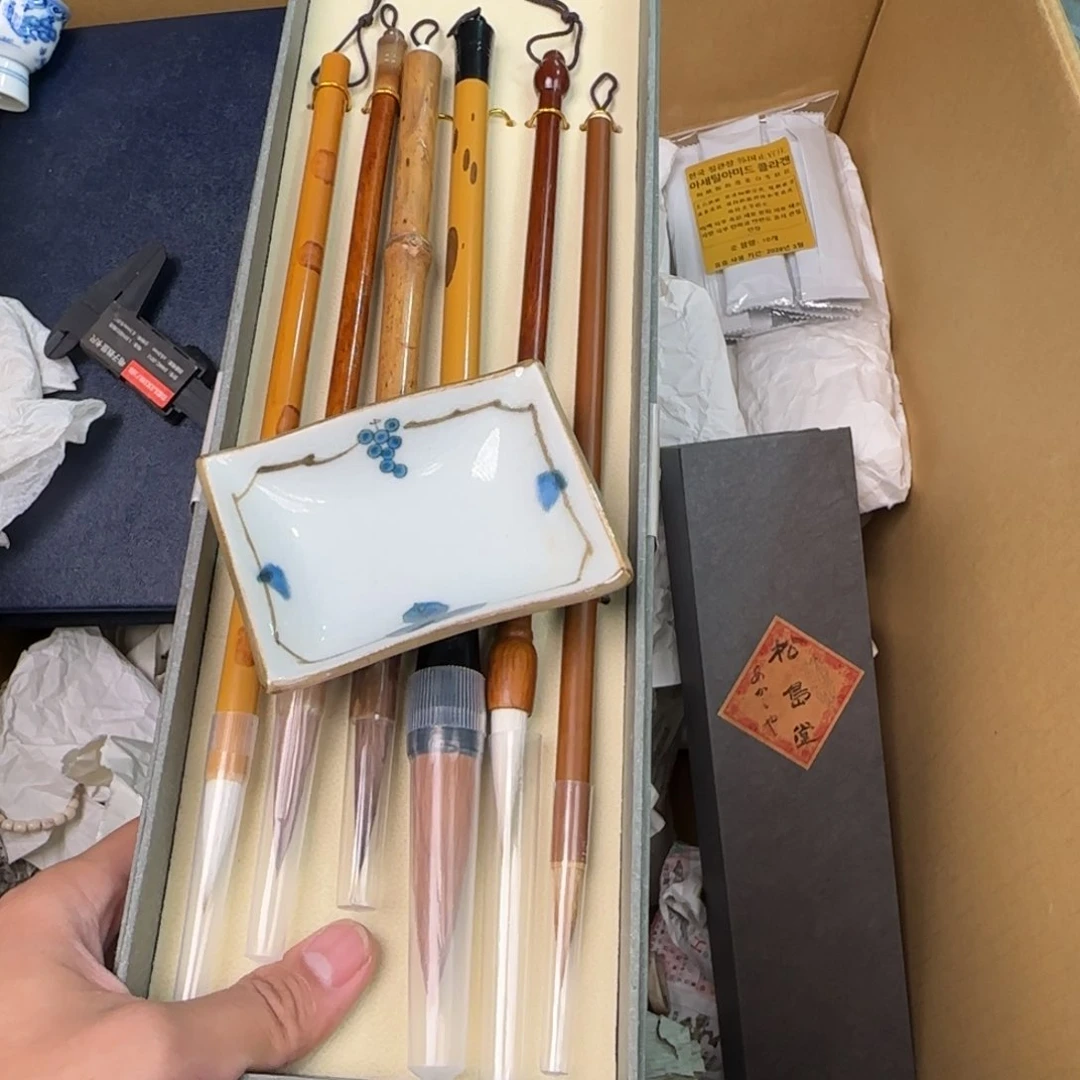 绿泥陶瓷孤品单件车里拍