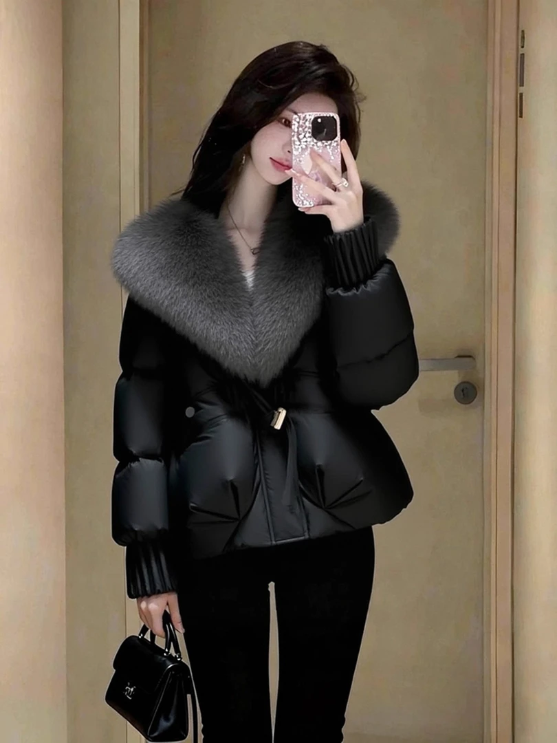 【现货】气质名媛黑色棉服外套女2025冬季轻薄高级感百搭短款上衣