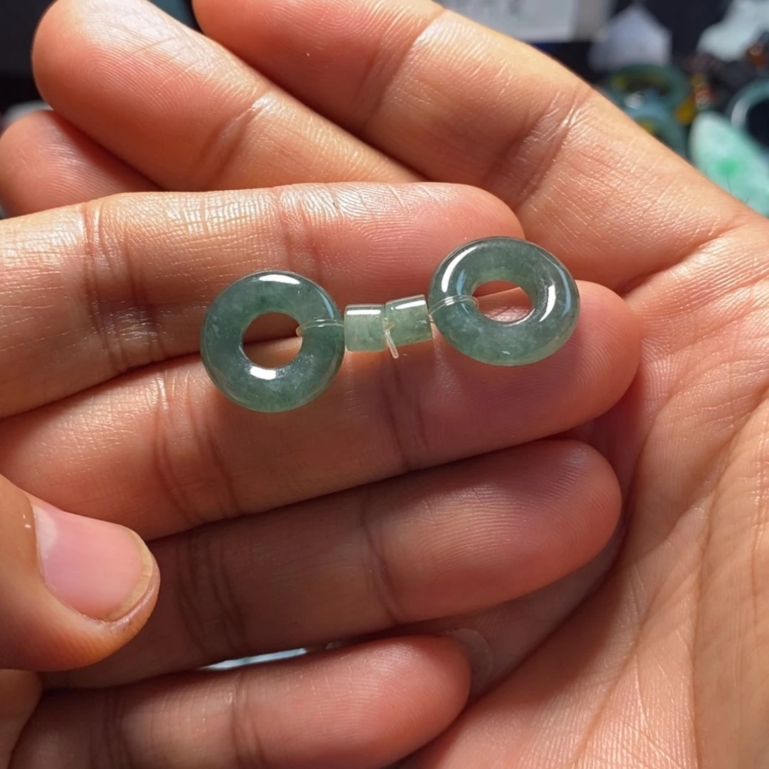 翡翠未镶嵌颈饰天然缅甸翡翠A货甜甜圈一对