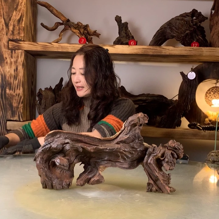 哼****天然的云南紫柚木会黄水