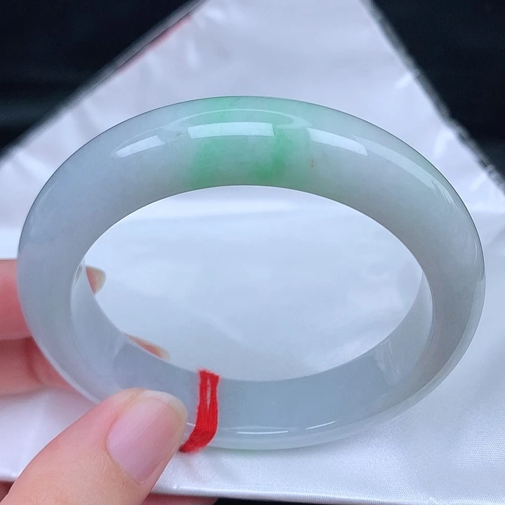 未镶嵌手镯翡翠天然