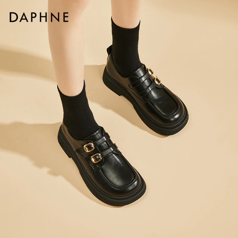 达芙妮日系加绒小皮鞋英伦风女2023冬季新款乐福鞋配裙子厚底单鞋