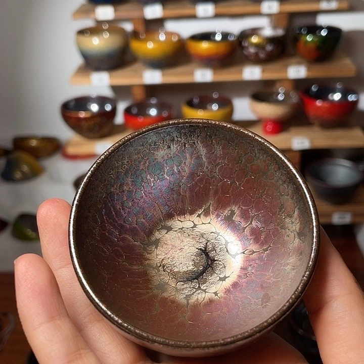 茶盏爱****信253215795322