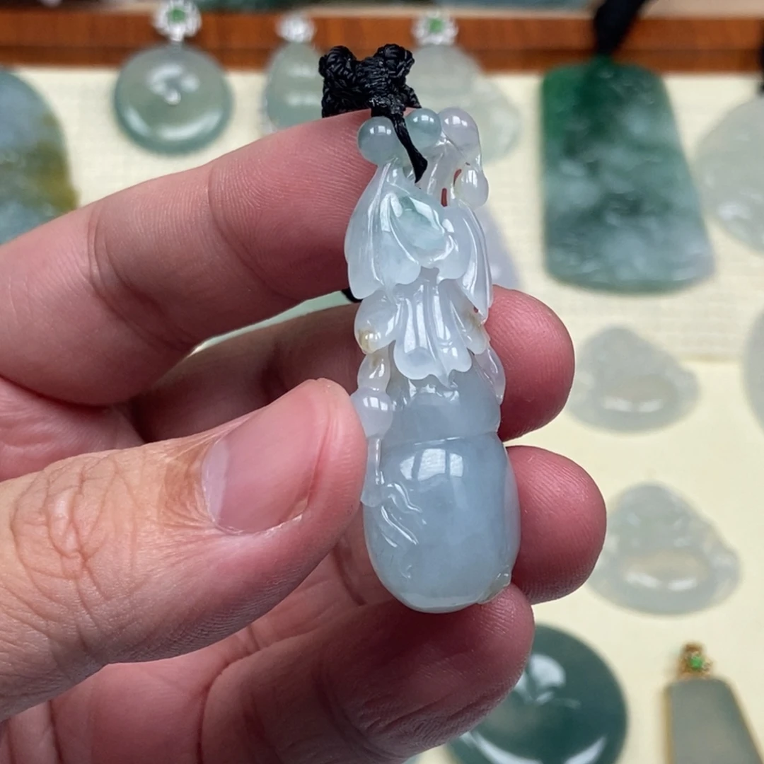 翡翠未镶嵌颈饰葫芦  缅甸天然ａ货翡翠高级感礼物
