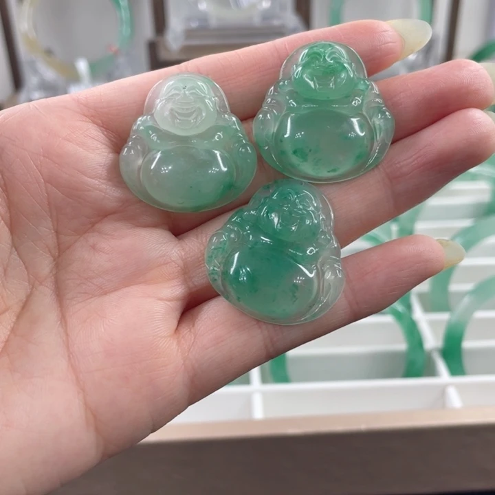 吊坠(不含链)未镶嵌石英质玉（非洲翠）