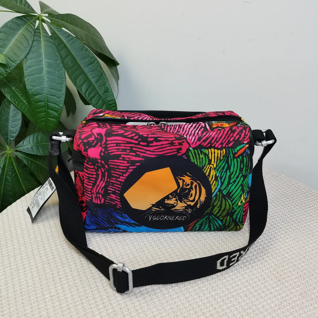 单肩包女包通勤印花旅行包时尚斜挎包大包