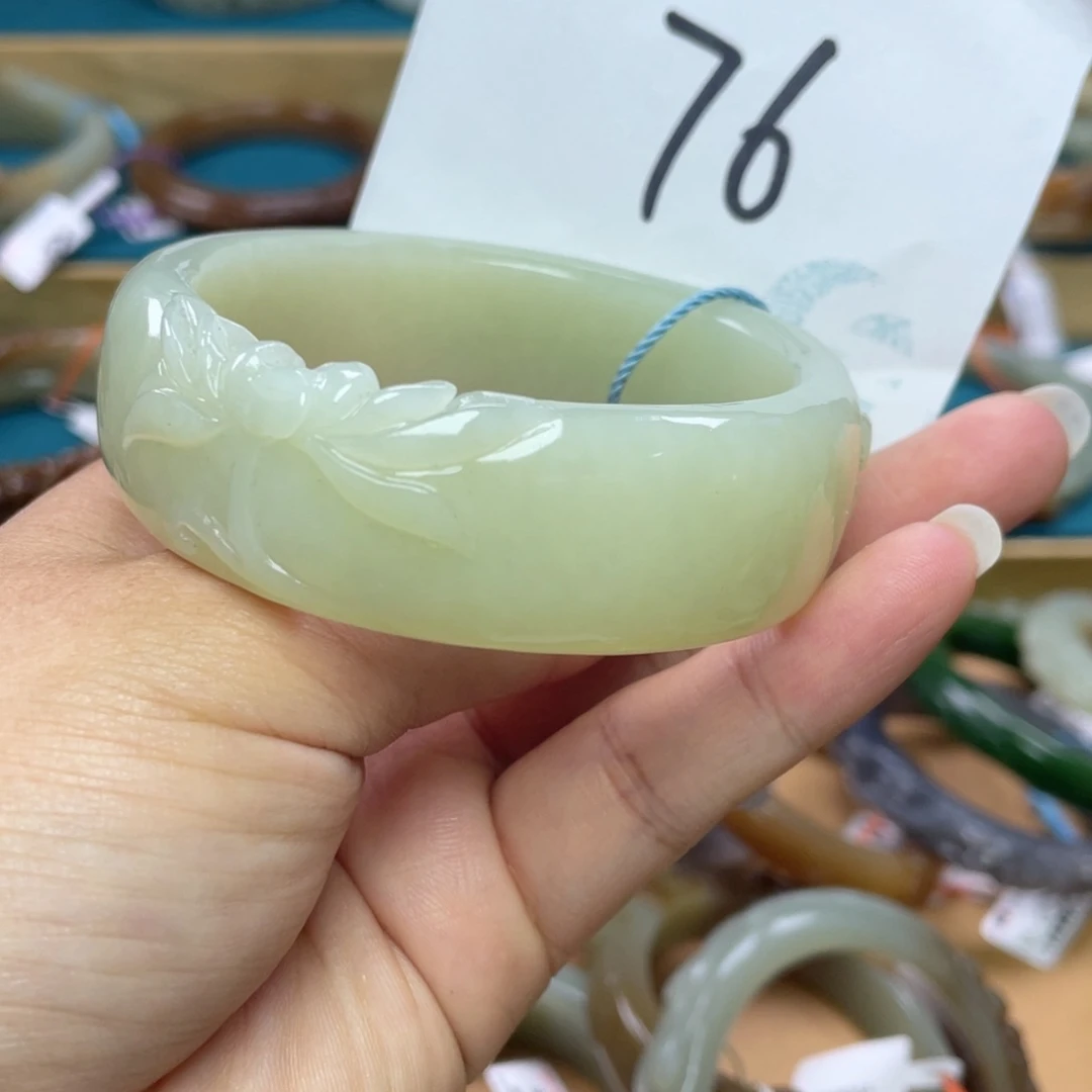 未镶嵌手镯和田玉圈口57