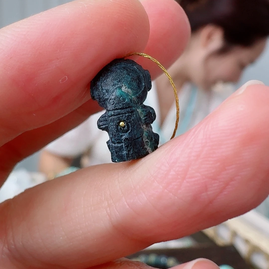 未镶嵌绿松石珠宝奇石