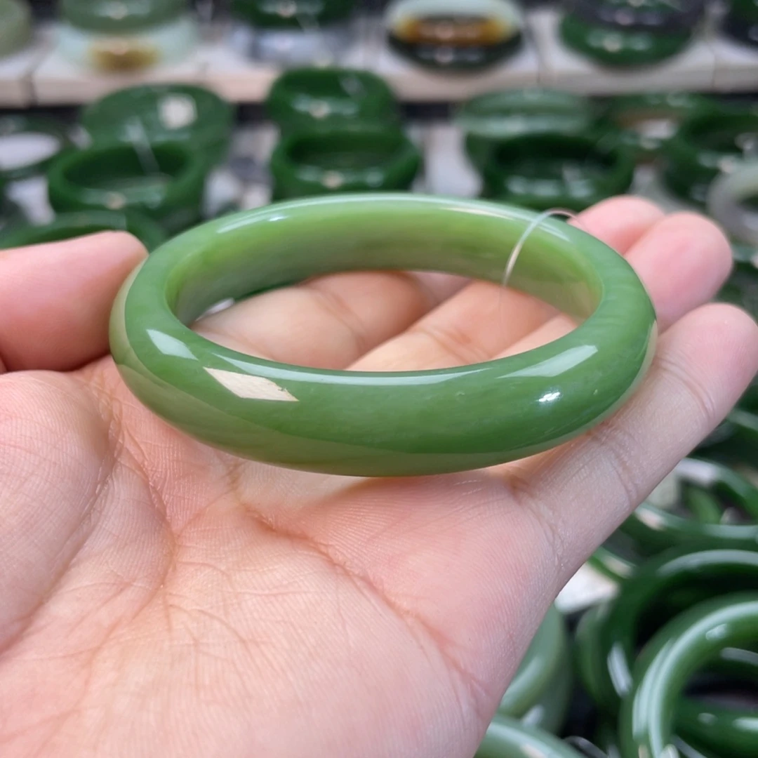 和田玉（碧玉）手镯未镶嵌