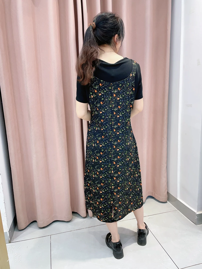 连衣裙夏季遮肉A字裙拼接短袖气质时尚蕾丝礼服显瘦修身碎花