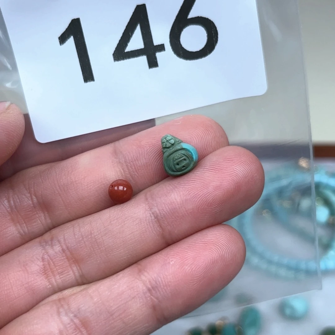 南红玛瑙未镶嵌珠宝奇石