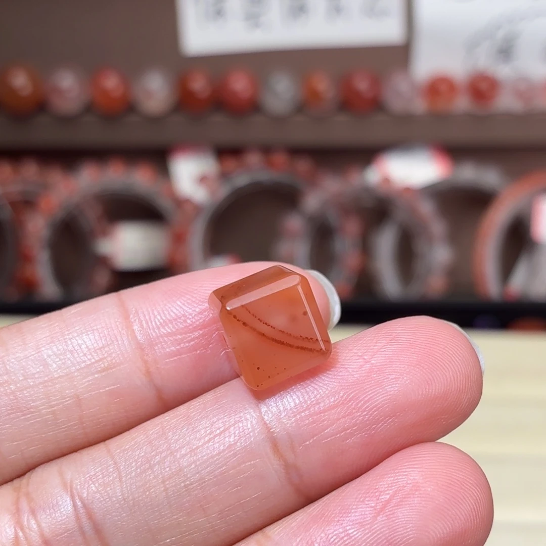 ৡ***ৡ南红玛瑙未镶嵌川料方糖10+