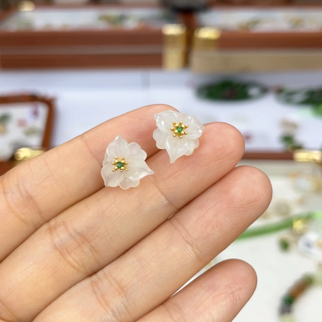 银S925镶嵌和田玉耳饰