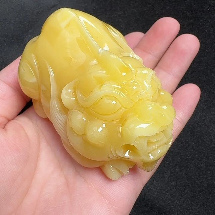 蜜蜡未镶嵌珠宝奇石