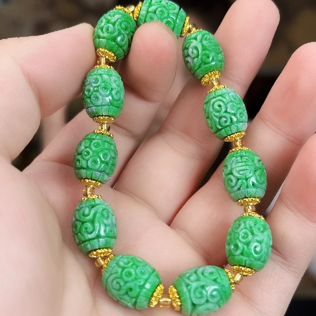 翡翠未镶嵌颈饰手链