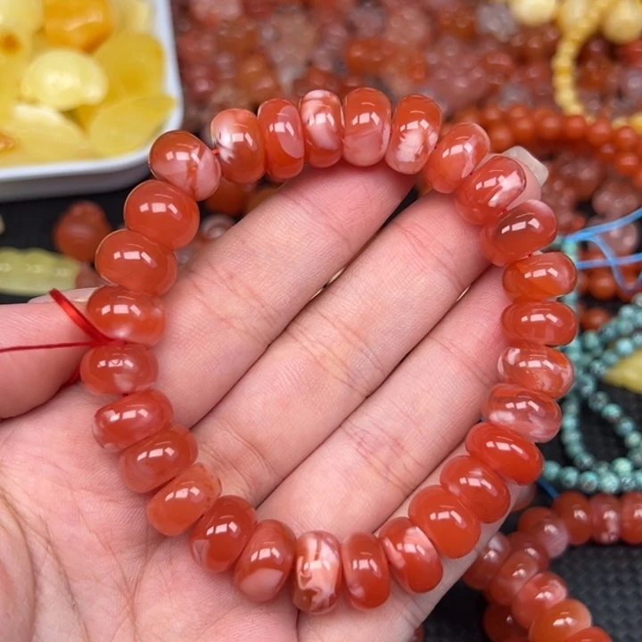 南红玛瑙未镶嵌手链