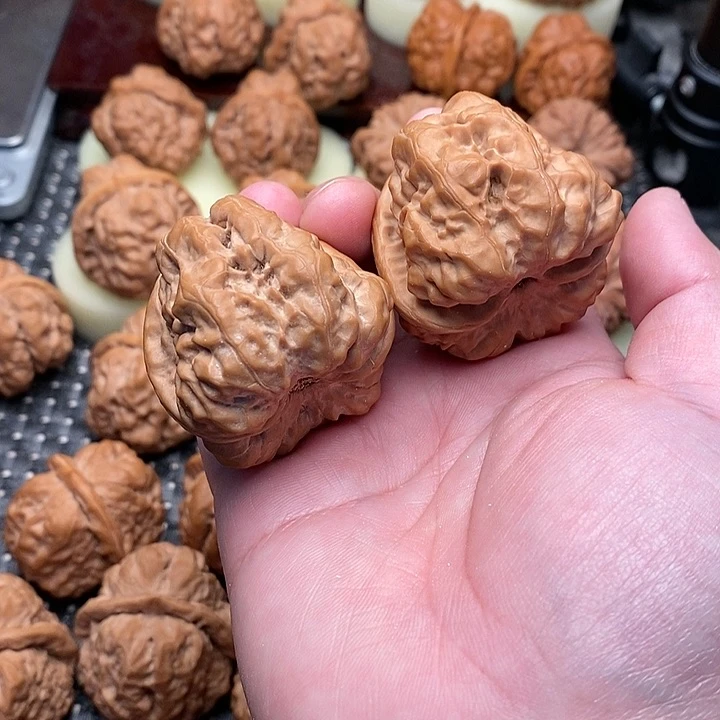 把件文玩核桃蛤蟆头