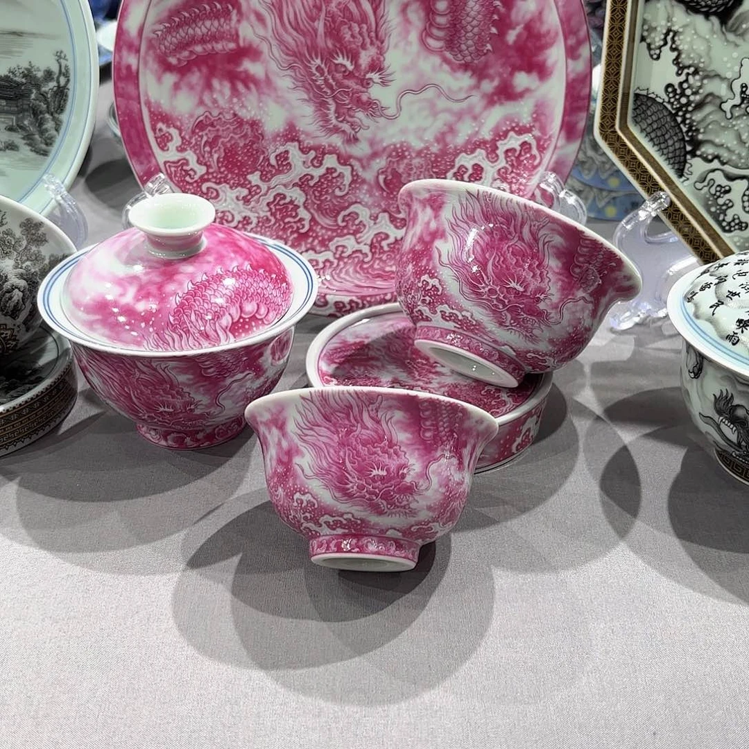 瓷片景德镇陶瓷学院副院长兼美术学院