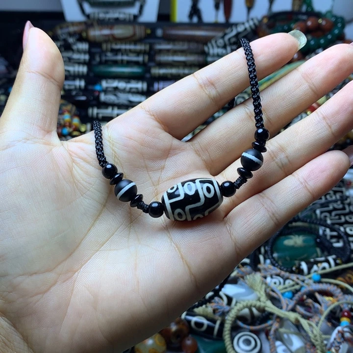 玛瑙/玉髓未镶嵌吊坠(赠链)